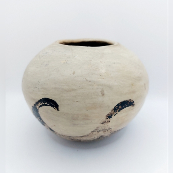 Vintage Clay Pottery Vase Nature wave design - Picture 1 of 13